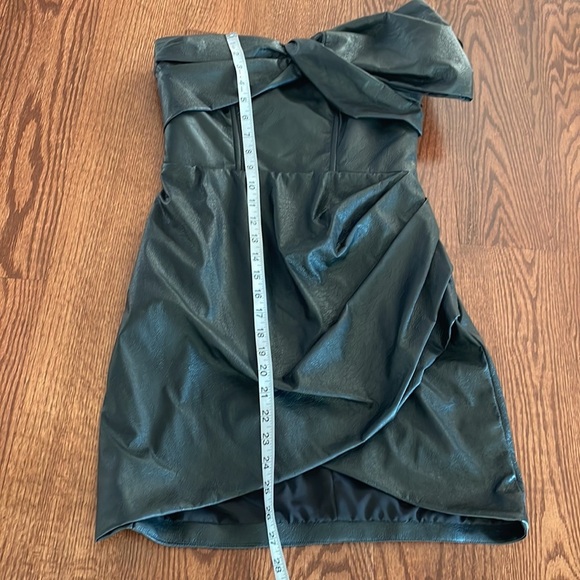 PINKO faux SOFTEST leather strapless mini dress homecoming cocktail black NWOT 6 - Picture 9 of 16